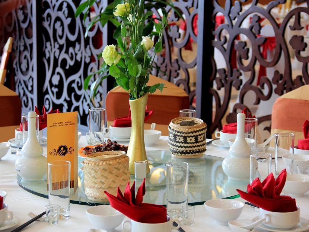 Muong Thanh Grand Thanh Hoa Hotel Exterior foto